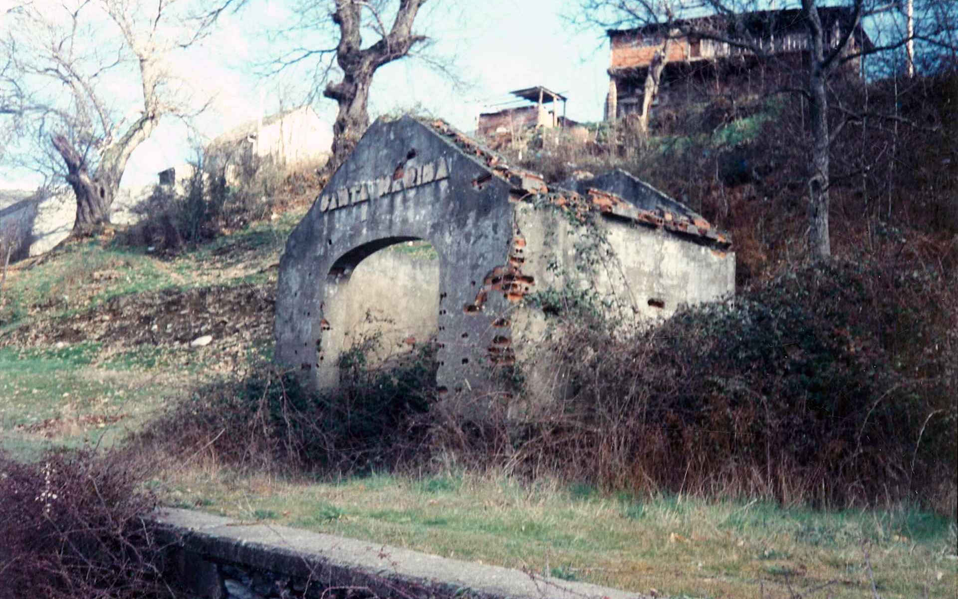 Antiguo apeadero de Santa Marina del f.c. Ponferrada-Villablino